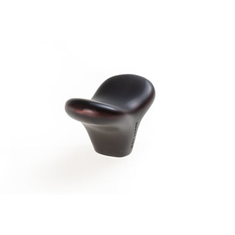 Botero Novelty Knob, Oil Rubbed Bronze, 1.125" H x 2.125" W x 1.375" D