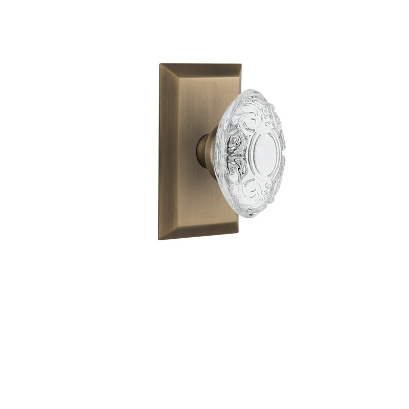 Studio Plate with Crystal Victorian Knob, Antique Brass
