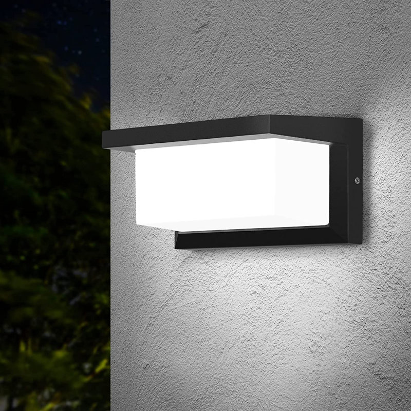 Grety LED Wall Light, Matte Black