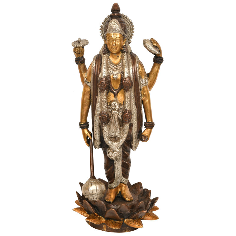 Lord Vishnu debout sur un lotus