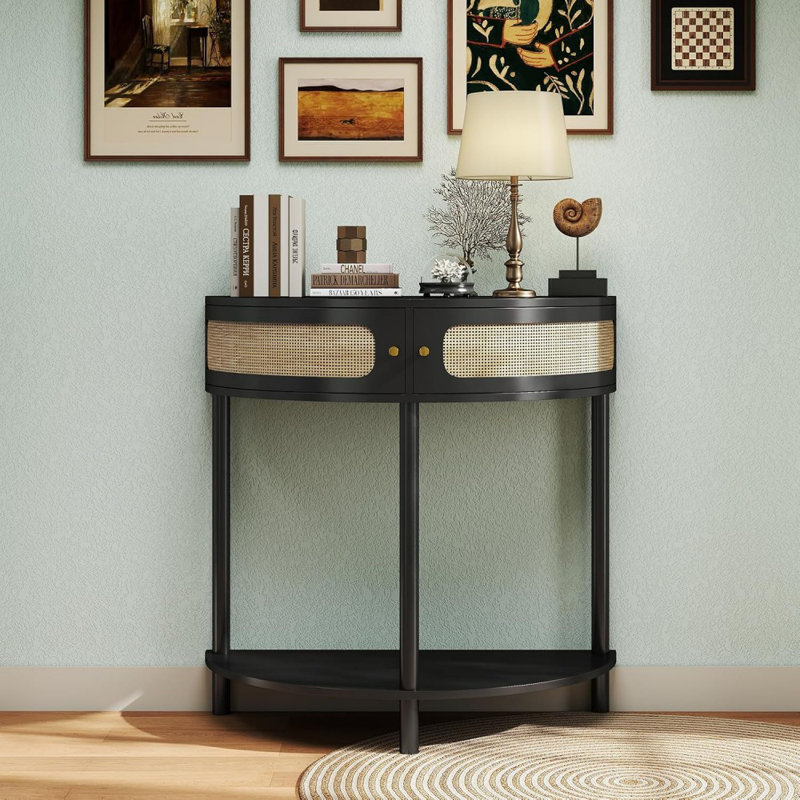 Table de bout noire en demi-lune avec portes coulissantes en rotin, console semi-circulaire de style bohème avec rangement, 2 tiroirs et tablette inférieure