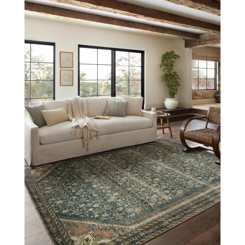 Oreiller Magnolia Home par Joanna Gaines X Loloi Scarlett Taupe, Polyester/ Bourre en polyester