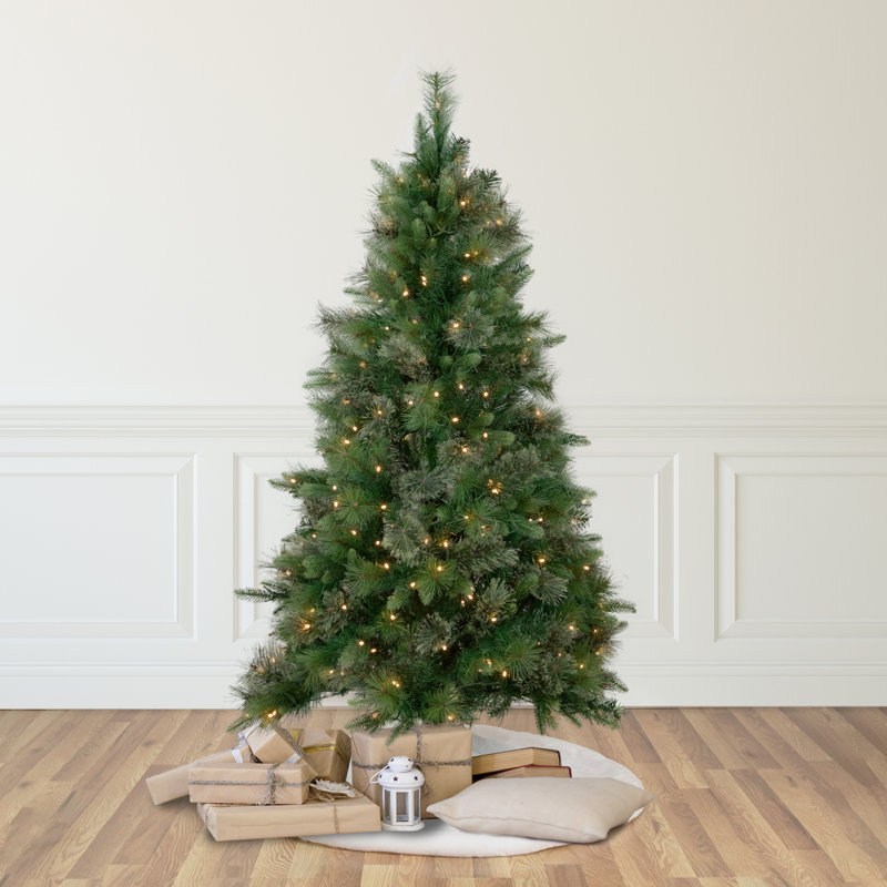 Arbre de Noël artificiel pin blanc 4,5 pi préinstallé Kingston Cashmere