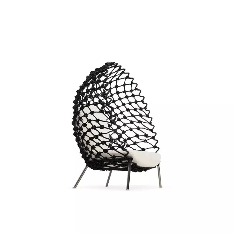 Dragnet Outdoor Lounge Chair, Black