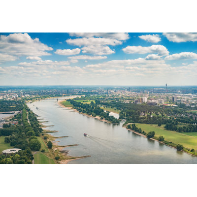 Le Rhin à Dussussel, Allemagne, par Benedek