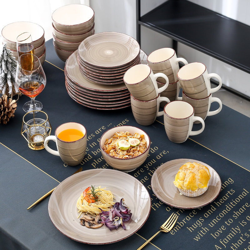 32 Piece Dinnerware Set, Service for 8, Latte