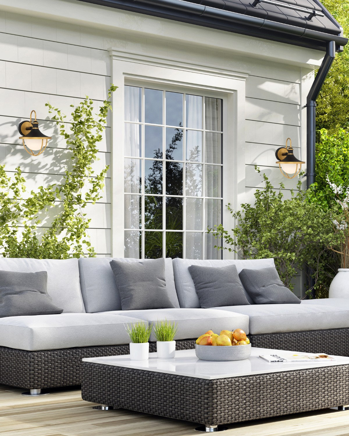 Avangeline Single Light Round/Oval Outdoor Wall Light, 13.5" H x 9.75" W x 11" D