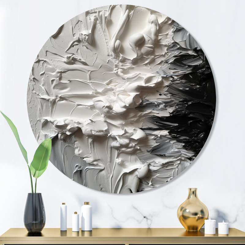 Art mural rond en métal blanc et noir Tranquility Unleashed, H 16 po x l 16 po x P 1 po