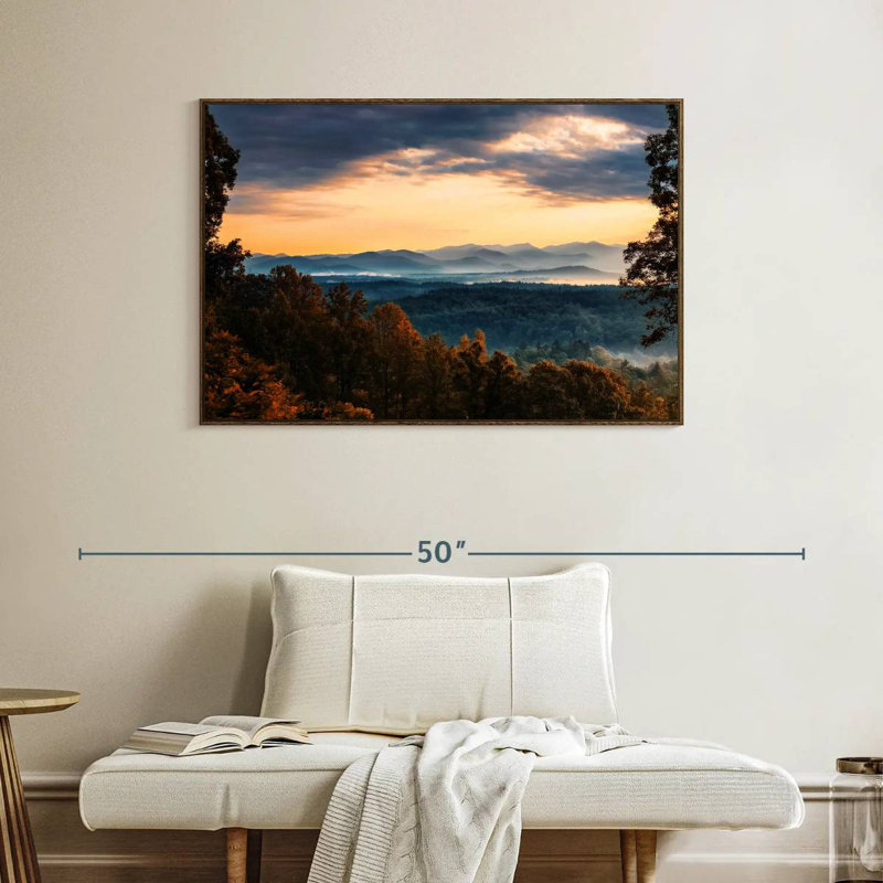 Blue Ridge Mountain Sunrise, Cadre flottant noyer, 40 po x 27 po