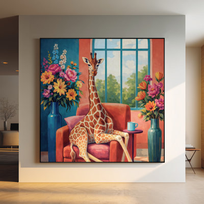 Très grand art mural imprimé sur toile - Girafe fantaisiste assise dans un fauteuil entouré de fleurs aux couleurs vives dans une scène intérieure colorée pour le salon ou la chambre à coucher - «Assemblage requis du cadre (cadre non fini)»