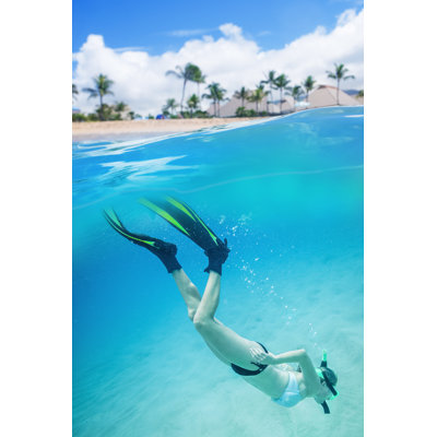 " Woman Snorkeling "