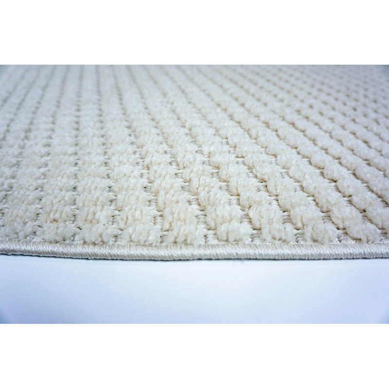 Tapis décoratif beige antidérapant Rosson, Rectangle 5 pi 11 po x 9 pi 11 po