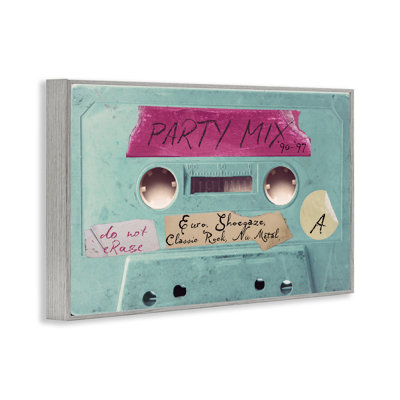 Giclée encadrée de cassettes rétro, design par Annabelle Hall