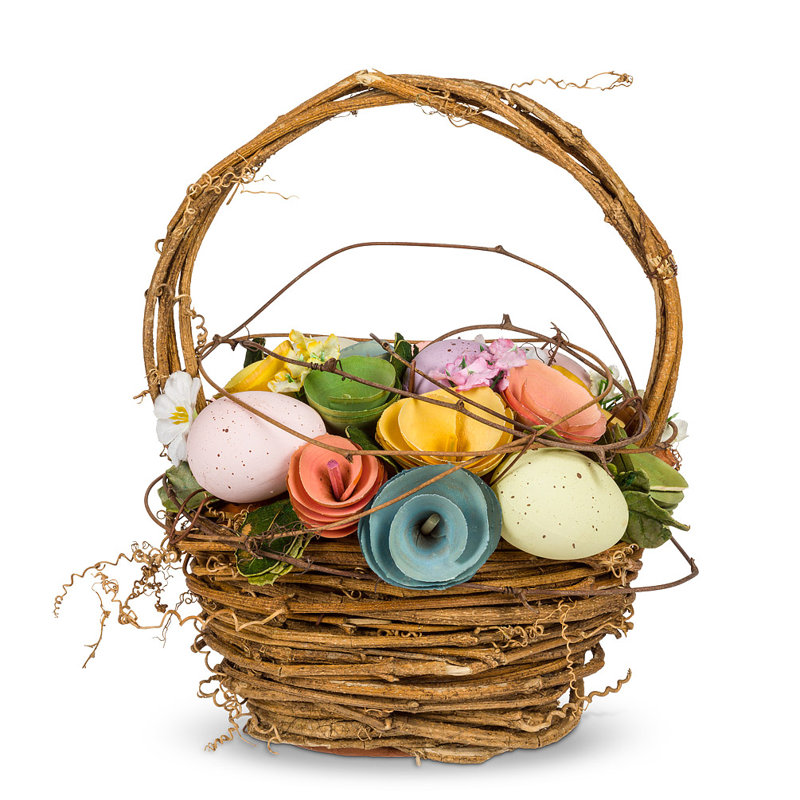Arrangement floral mixte dans un panier