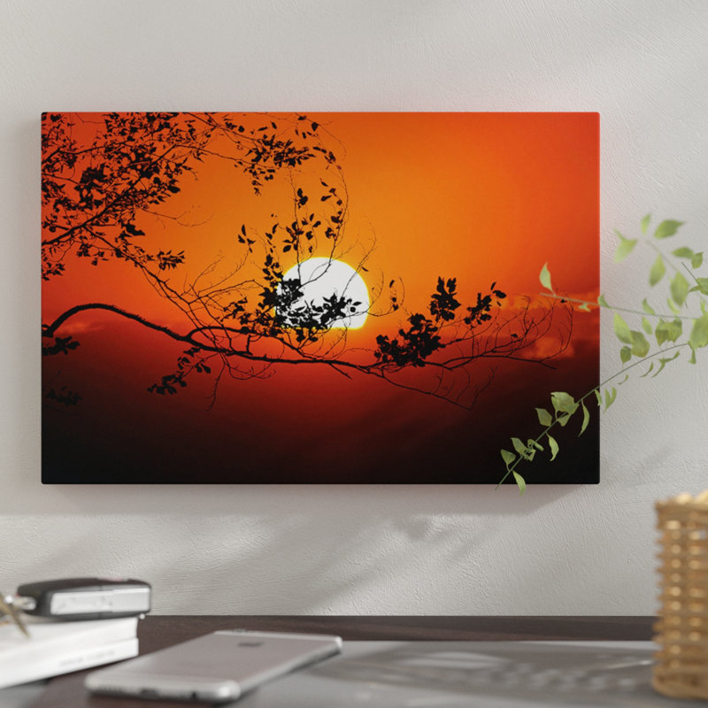 « world on fire », reproduction de photo sur toile, H 8 po x l 12 po x P 0,75 po