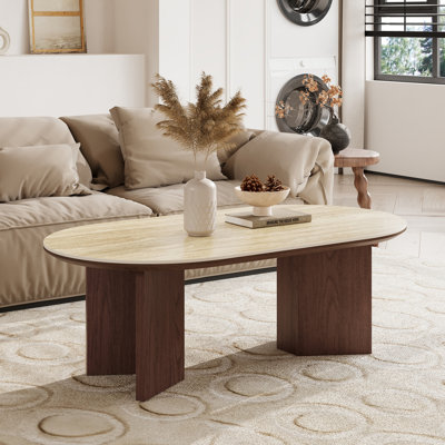 Table basse ovale en travertin de 51 po avec double base en bois massif, piédestal en bois brun et pierre naturelle pour le salon