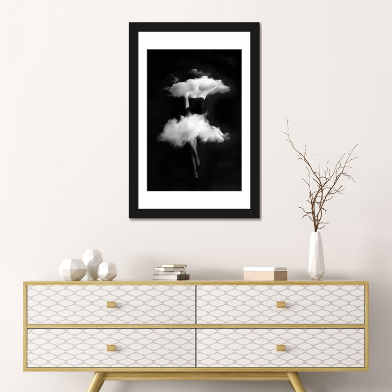 «Clouds», impression sur toile, Papier d'art encadré noir, H 24 po x l 16 po x P 1 po, Blanc
