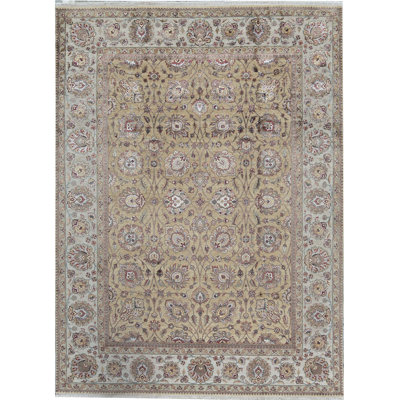Tapis doré et ivoire de haute qualité noué à la main