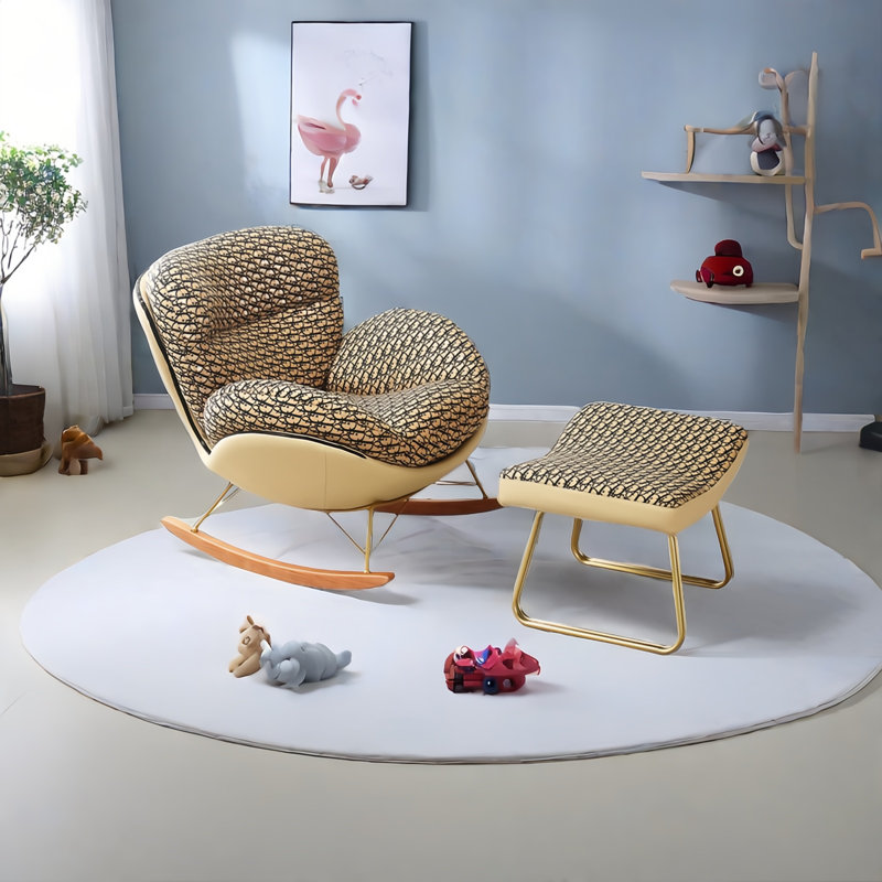 Chaise berçante moderne avec repose-pieds