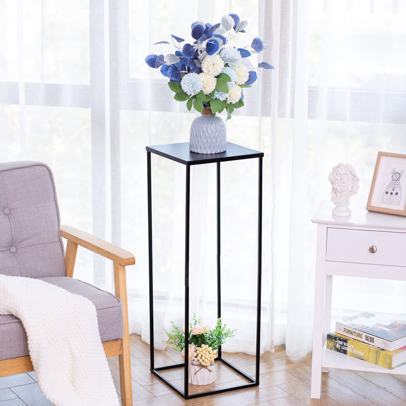 Blayr Metal Floor Vase, Black