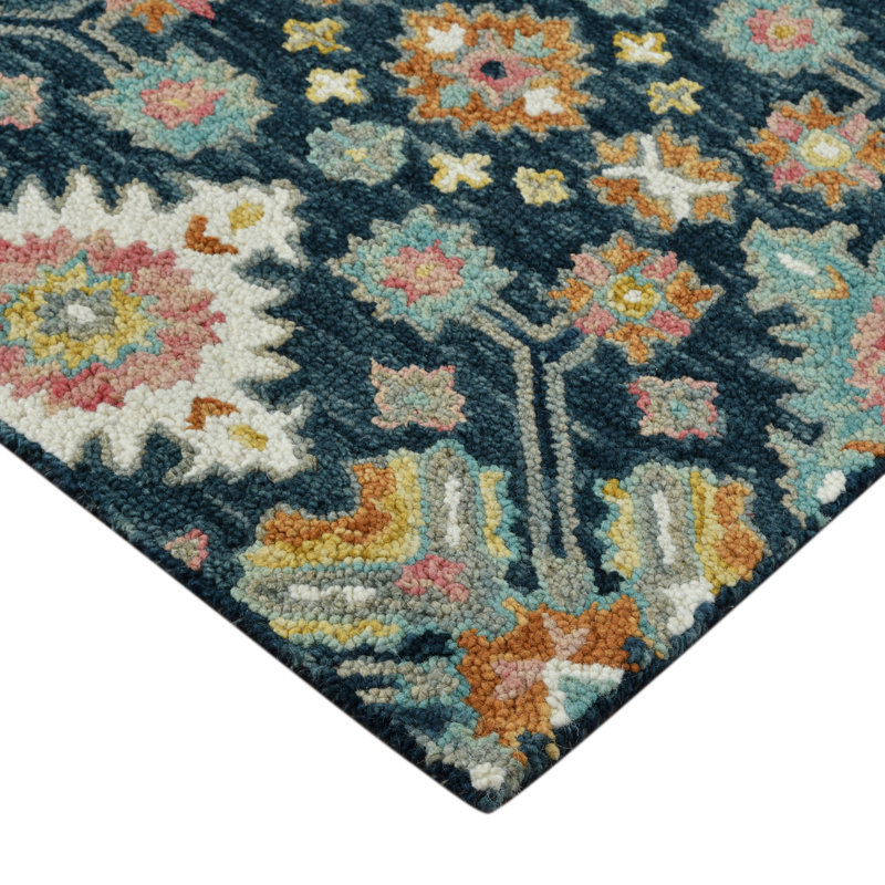 Tricity Traditional Navy Hand-Hooked Area Rug, Rectangle 8' x 10'