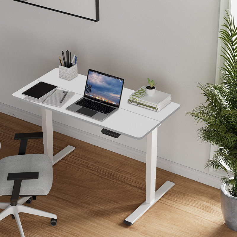 Bureau debout électrique à hauteur ajustable, H 49,21 po x l 55,12 po x P 13,78 po, Blanc / blanc