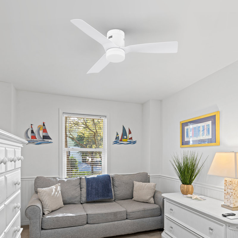 Ventilateur de plafond encastré Striver Smart avec télécommande et ensemble d'éclairage inclus, 48 po de largeur, Blanc