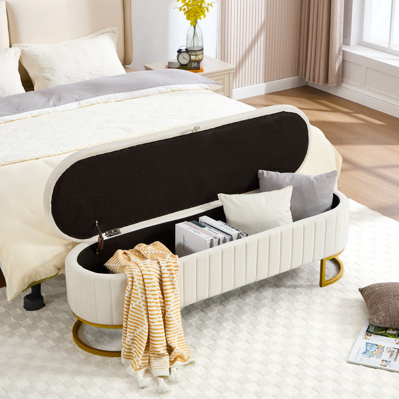 Velvet Upholstered Storage Bench with Horseshoe-Shaped Metal Legs for Living Room: Stylish and Functional Bed-End Solution