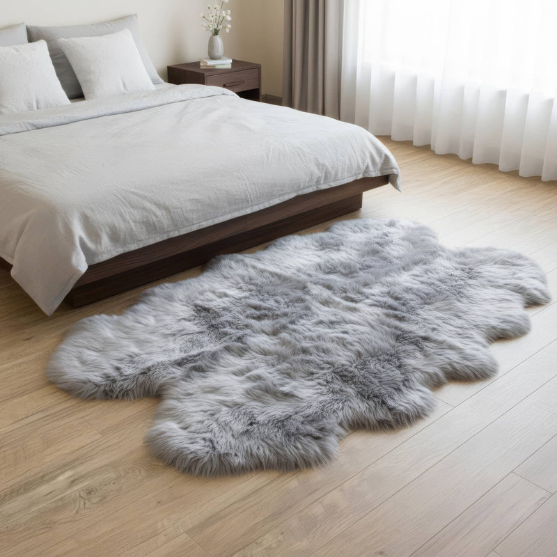 Tapis moelleux en peau de mouton Everly Quinn, Nouveauté 4 pi x 6 pi