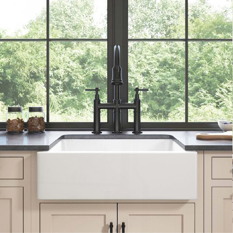 24"L X 19" W Farmhouse/Apron Front White Kitchen Sink