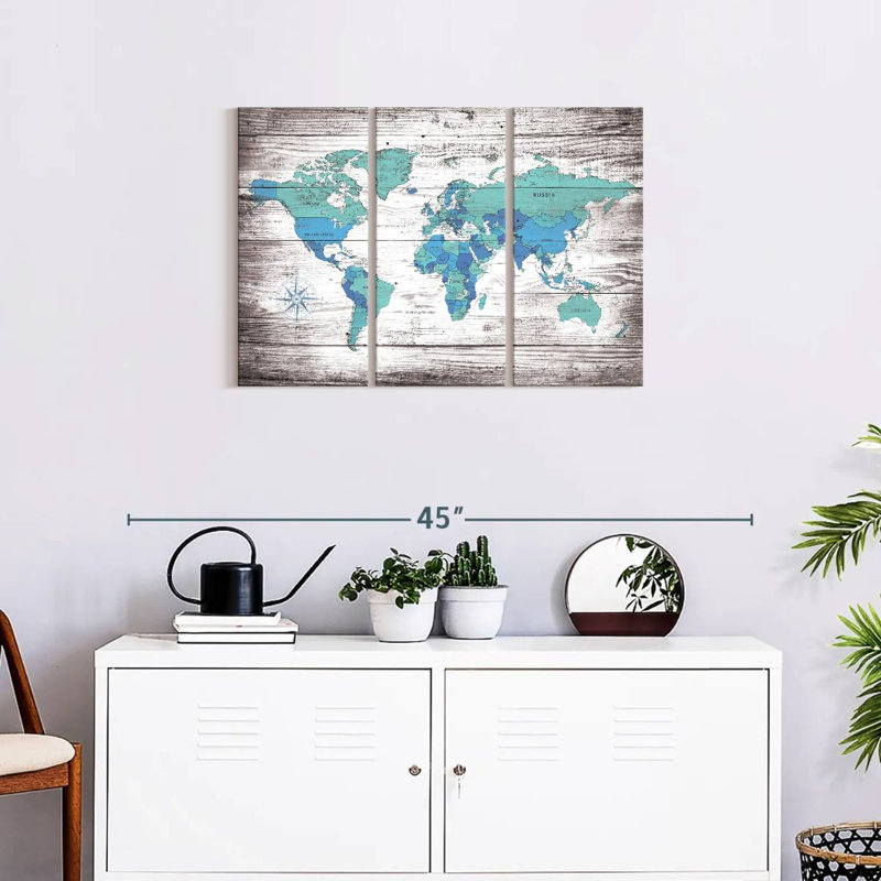 «Aged World Map XXX», ensemble de 3 reproductions sur toiles par Jorge S, H 20 po x l 33 po x P 1,25 po