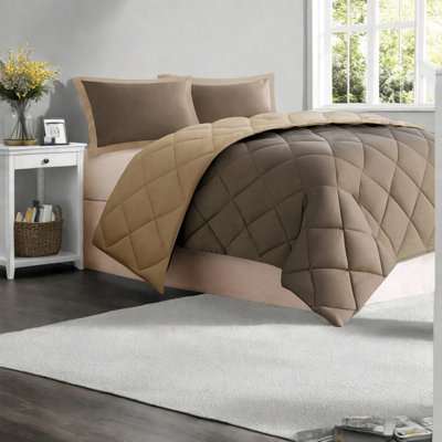 Reversible King Bedding Set, Hypoallergenic Polyester With Diamond Quilting For Home Comfort