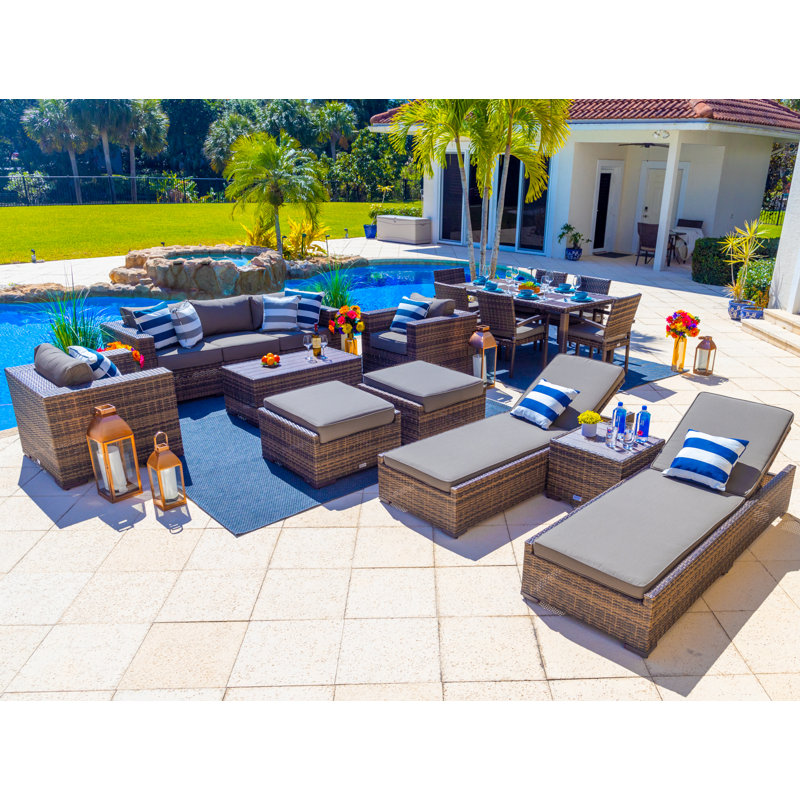 Ensemble de patio complet en rotin 16 pièces avec coussins Sorrento, Toile gris anthracite Sunbrella®