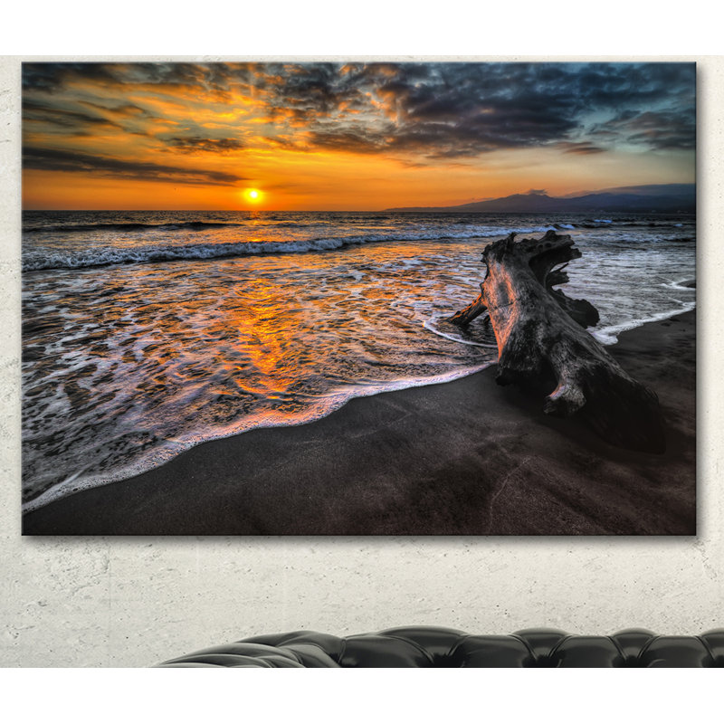 « log on beach », reproduction de photo sur toile tendue à coucher de soleil, H 30 po x l 40 po