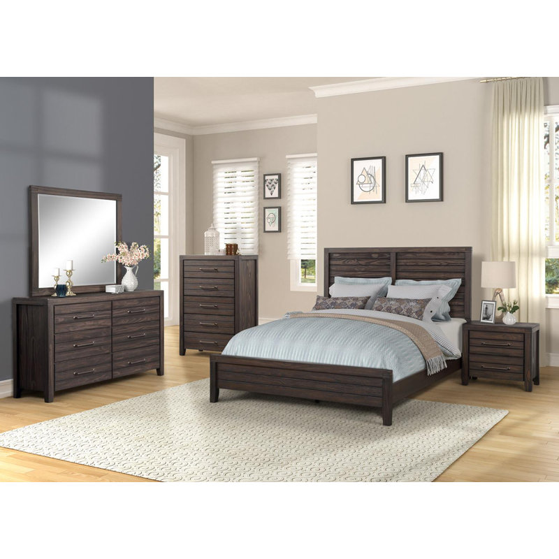Timberville Solid Wood Piece Bedroom Set
