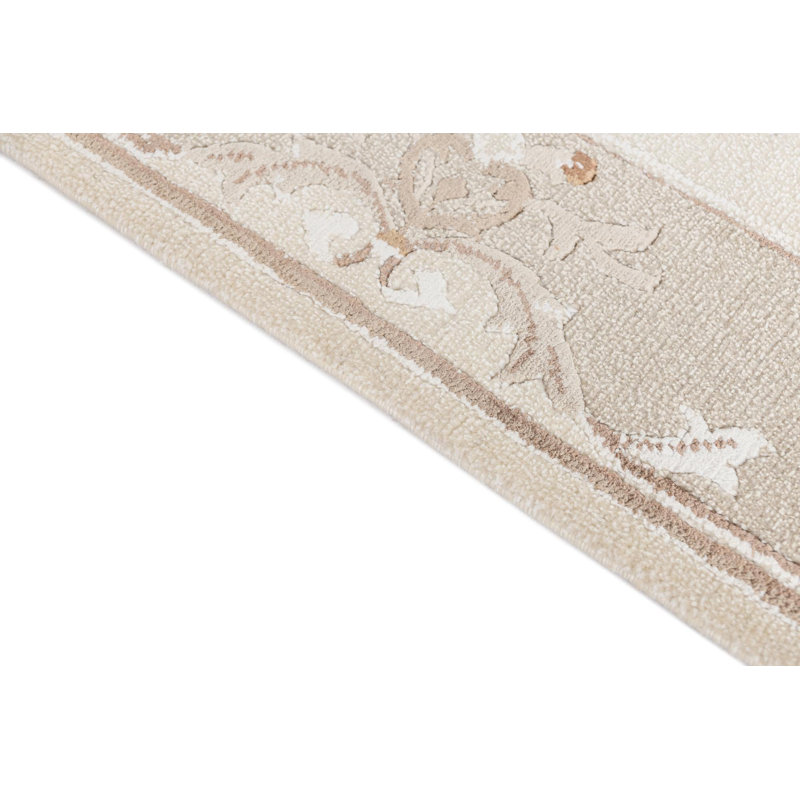 Tapis beige clair 10 pi Pastrana