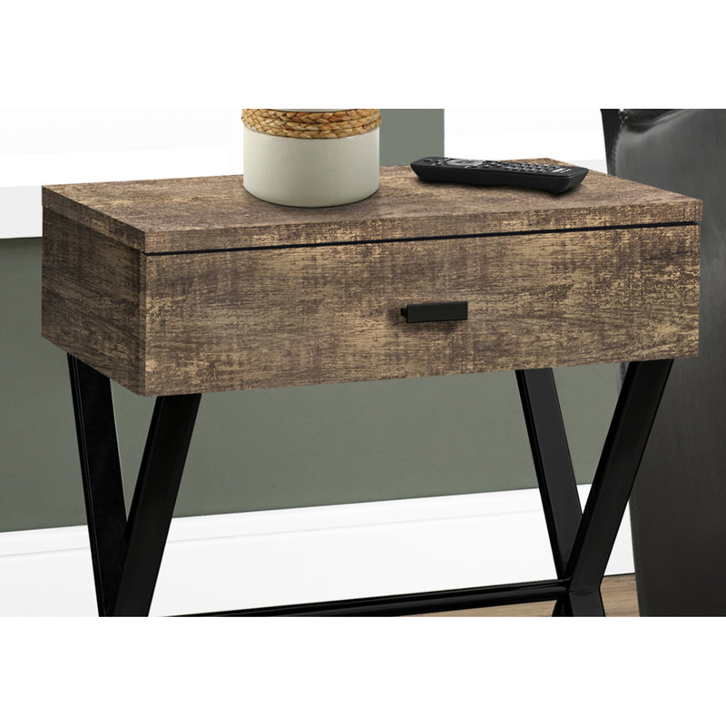 Table d'appoint en stratifié brun avec détails en métal noir et tiroir pour le compartiment de rangement des pieds de la chambre à coucher