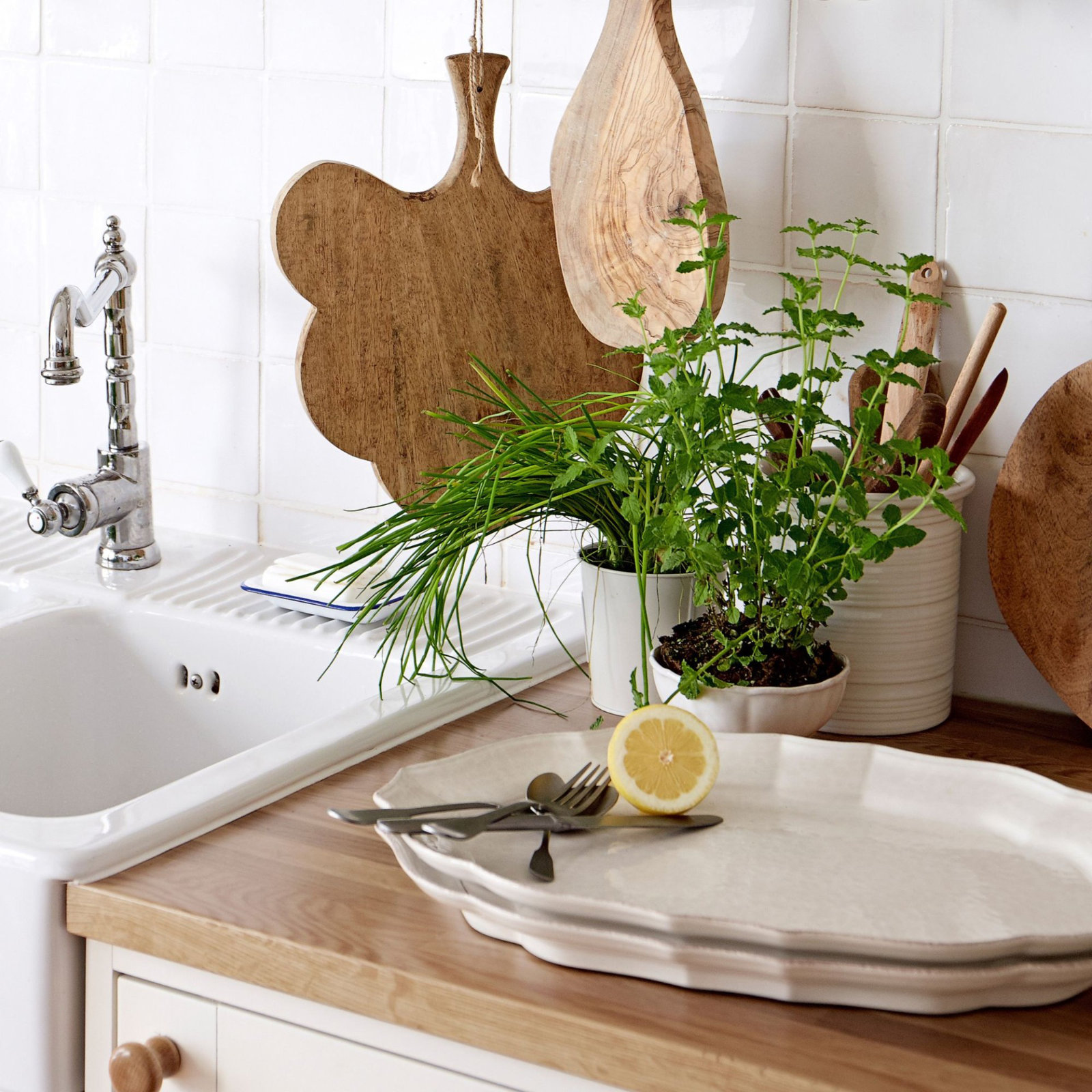 Impressions Oval Platter, 1.5" H x 12.5" W x 17.5" L