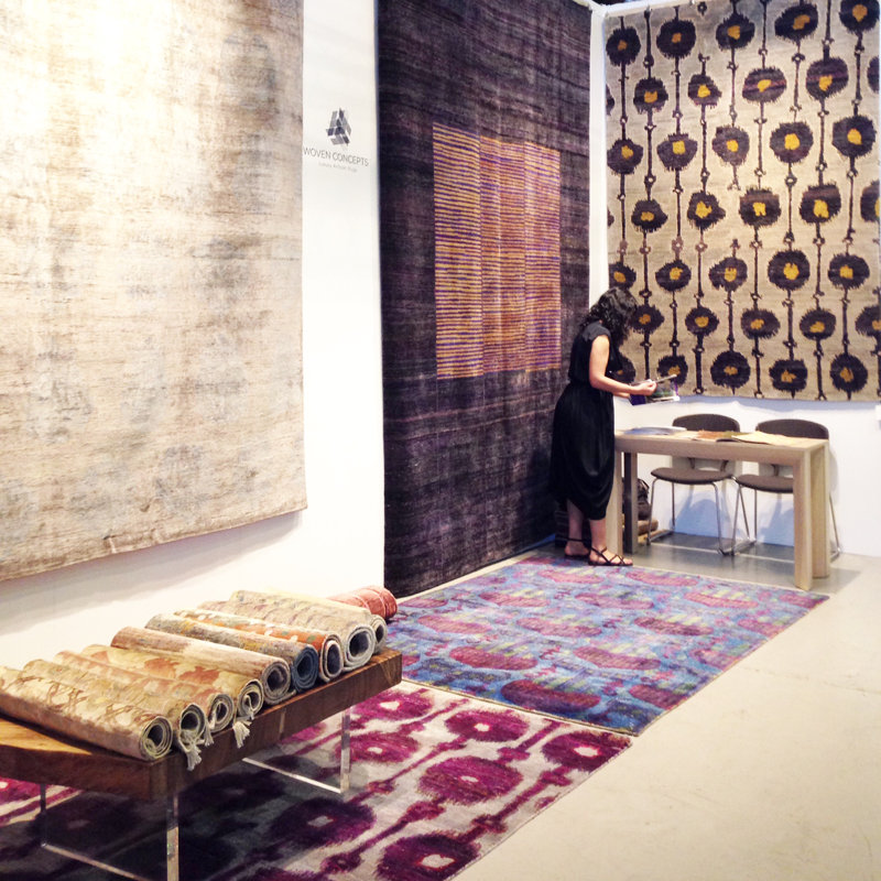 Rumi Ikat Hand-Knotted Silk Sunburst/Gray/Black Area Rug