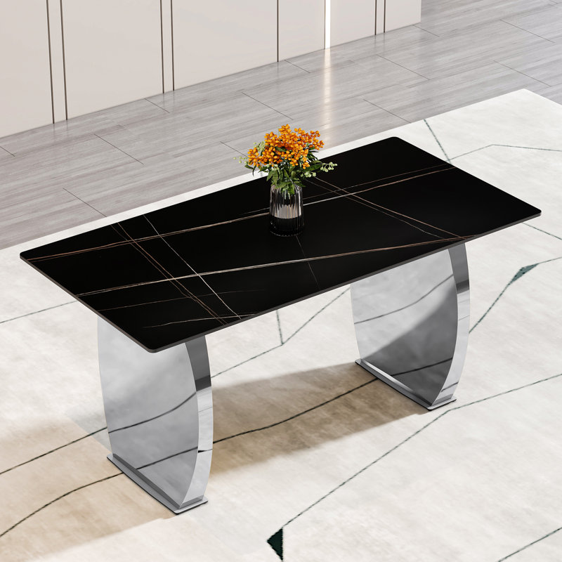 Table rectangulaire en pierre frittée noire à motif 0,4 po: pieds argentés, convenant à la cuisine, à la salle à manger et au salon, dimensions de 63 po x 31,4 po