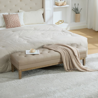 Banc ottoman capitonné en similicuir de 160 cm de large, pieds en hévéa couleur taupe, pour entrée/salon/chambre