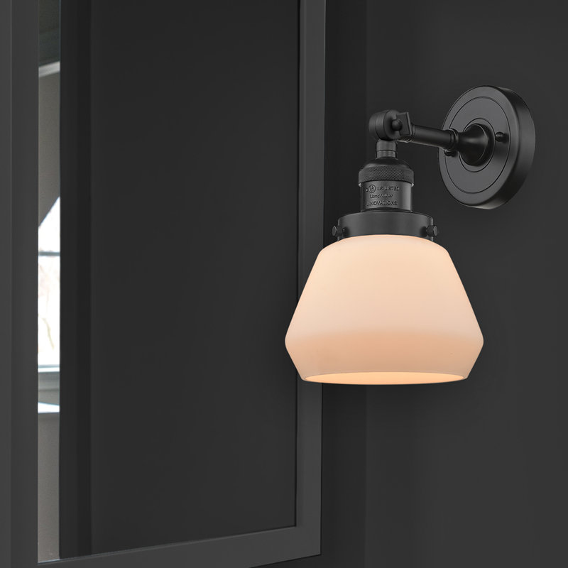 Chill Dimmable Vanity Light, Matte White Cased, 6 Watt Vinage LED Bulb, Matte Black