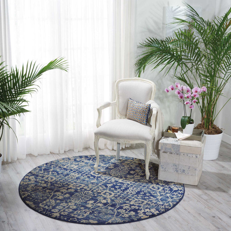 Indoor Rug, Round 5'6"