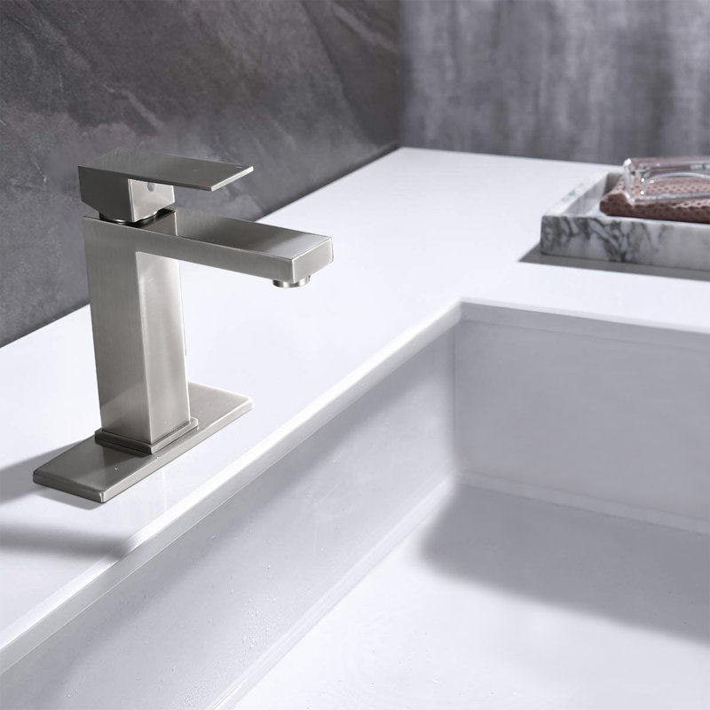 Single-Hole Single-handle Bathroom Faucet with Drain Assembly, Brushed Nickel