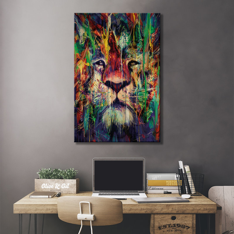 «Lion I» par Nicebleed, impression sur toile tendue, H 40 po x l 26 po x P 1,5 po, Bois