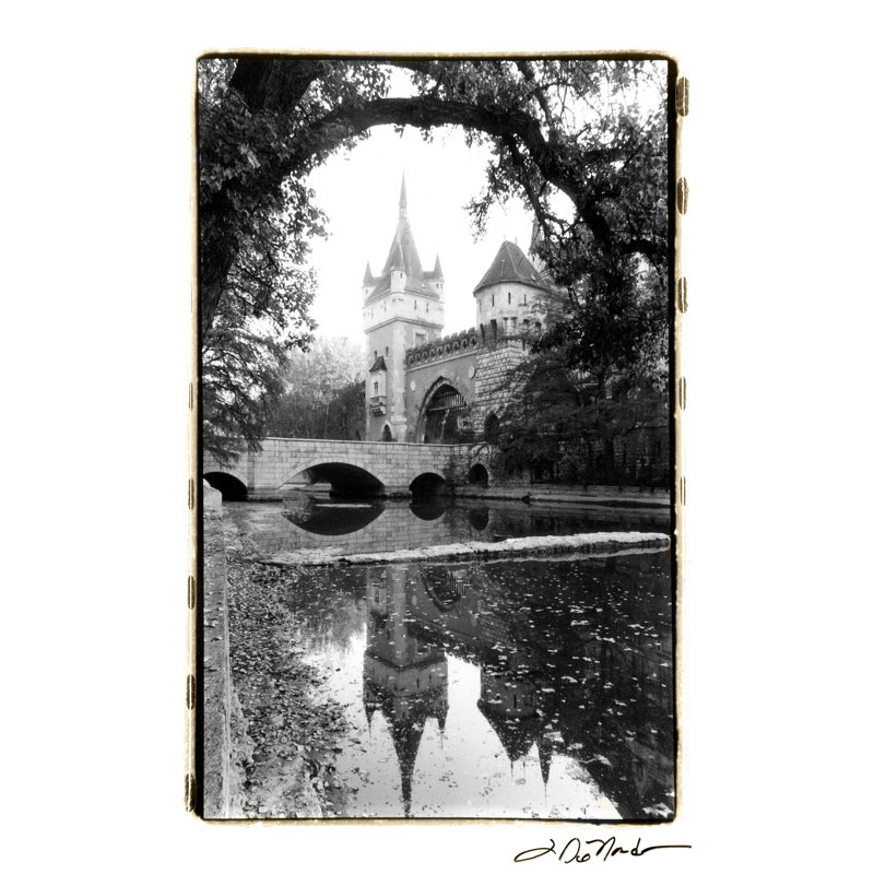 Réflexions du château Vajdahunyade, H 36 po x l 24 po x P 1,25 po