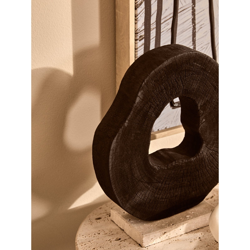 Figurines & Sculptures