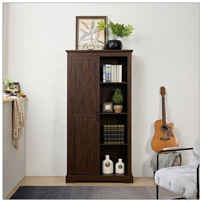 Grande armoire de rangement avec porte de grange, placard de style campagnard rustique, tablettes réglables et rangement spacieux pour la cuisine et la maison