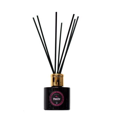 Reed Diffusers And Sticks
