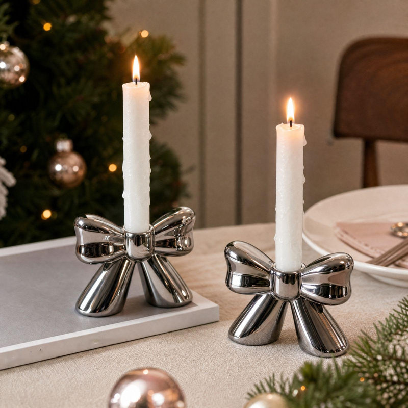 Décoration de Noël : chandelier en céramique avec nœud papillon, décoration de table pour salle de mariage et accessoires doux.